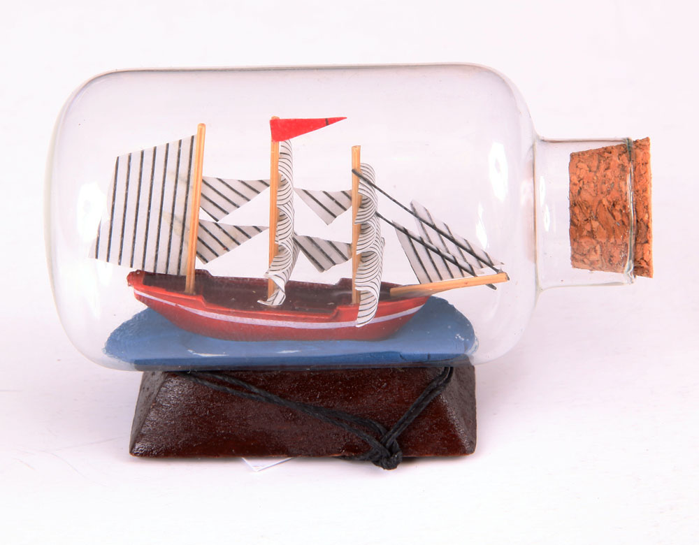 foto lodi�ka v l�hvi - mini